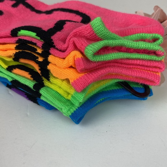 Hello Kitty no show socks set of 5 NEW Cute neon colors with Hello Kitty faces - Picture 3 of 14